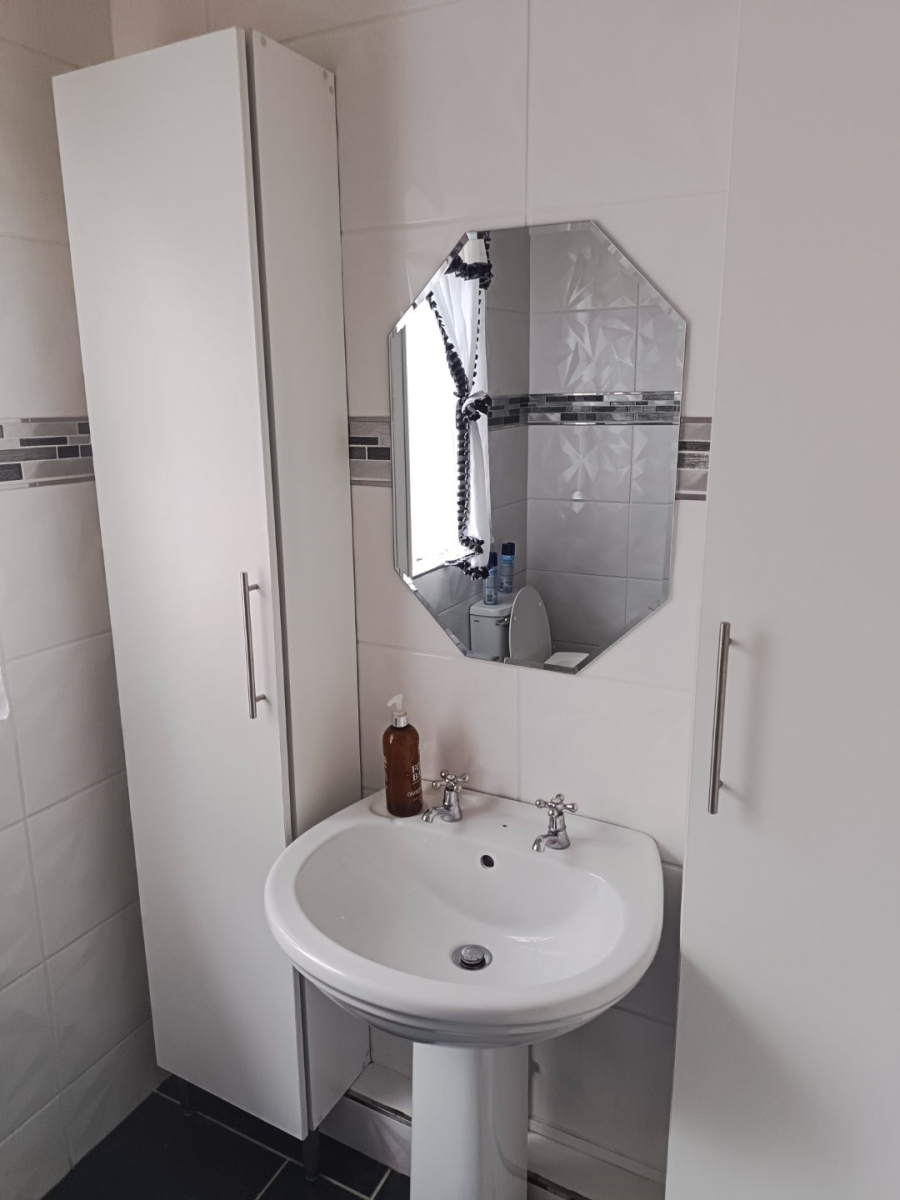 5 Bedroom Property for Sale in George East Western Cape